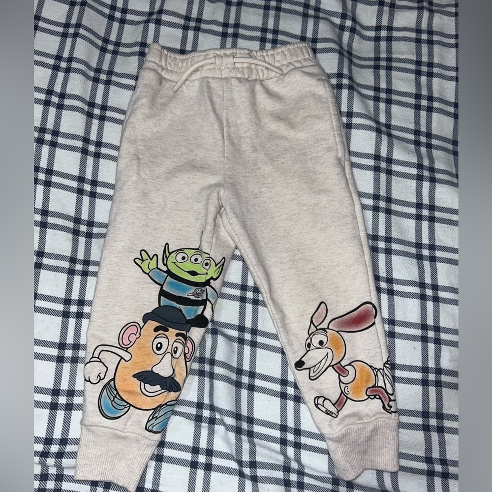 Kids Cream / black Toy Story & Snoopy Joggers